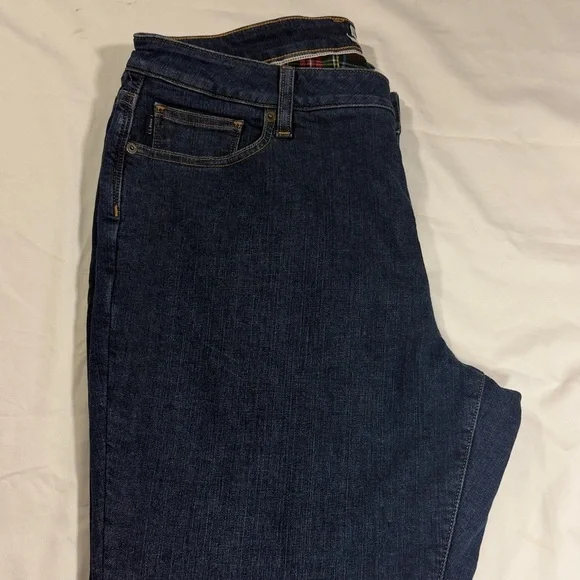 L.L. Bean Women's Favorite Fit Flannel Lined Jeans Size 16 Petite - Picture 7 of 14